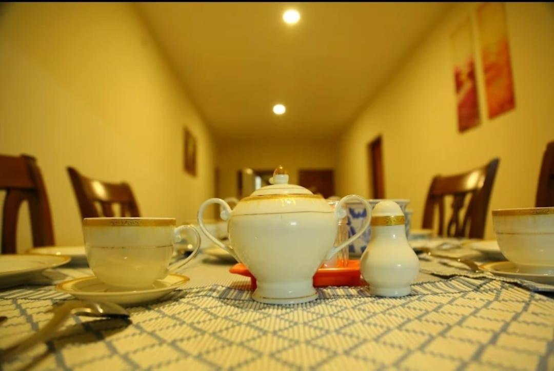 Shola County Acomodação com café da manhã Vattavada Exterior foto